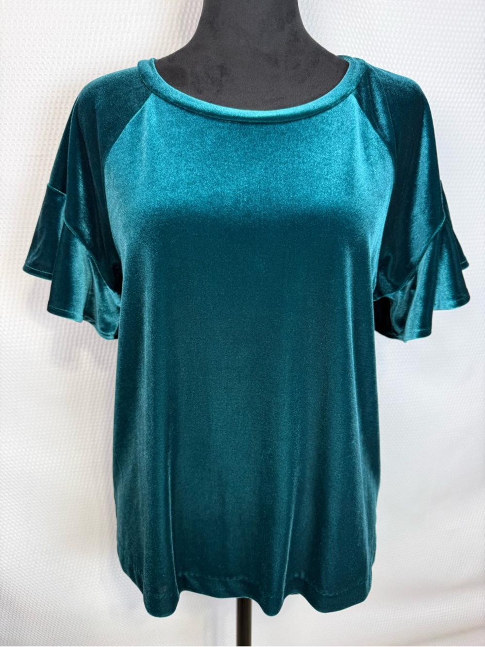 Worthington Petite Teal Velvet Flutter Sleeve Top PS Soft Stretch Velour Blouse